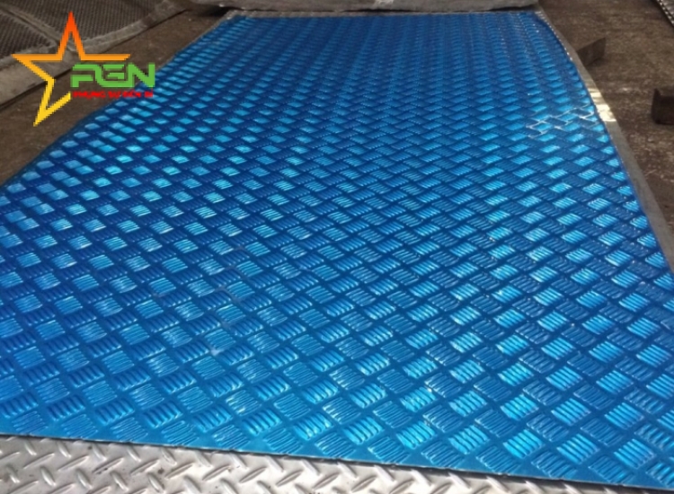 TẤM INOX DẬP GÂN