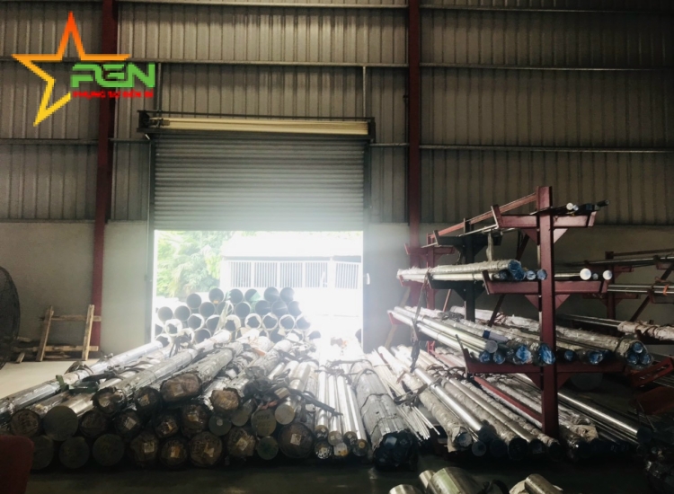 LÁP TRÒN ĐẶC 304- PHI 250|STAINLESS STEEL 304 ROUND BAR , Diameter 250mm