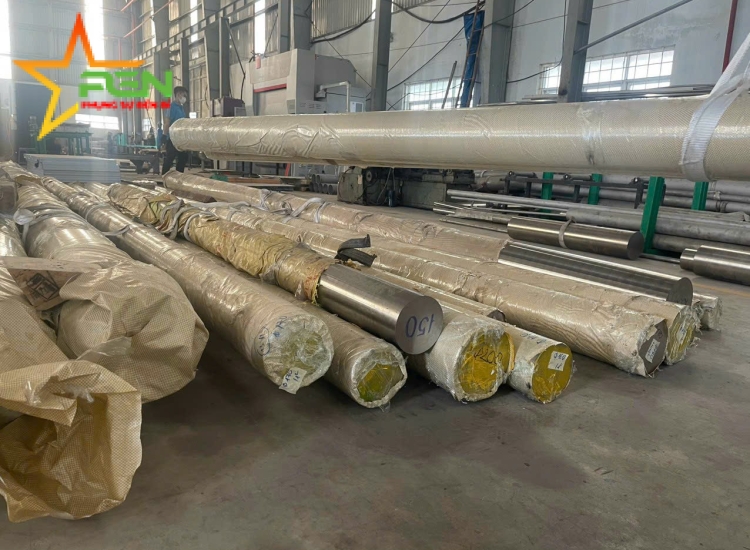 LÁP TRÒN ĐẶC 304- PHI 290|STAINLESS STEEL 304 ROUND BAR , Diameter 290mm