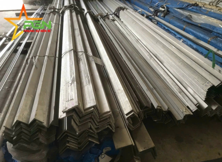 VÊ ĐÚC INOX 316/316L: 60 x 60 x 5.0 x 6 M