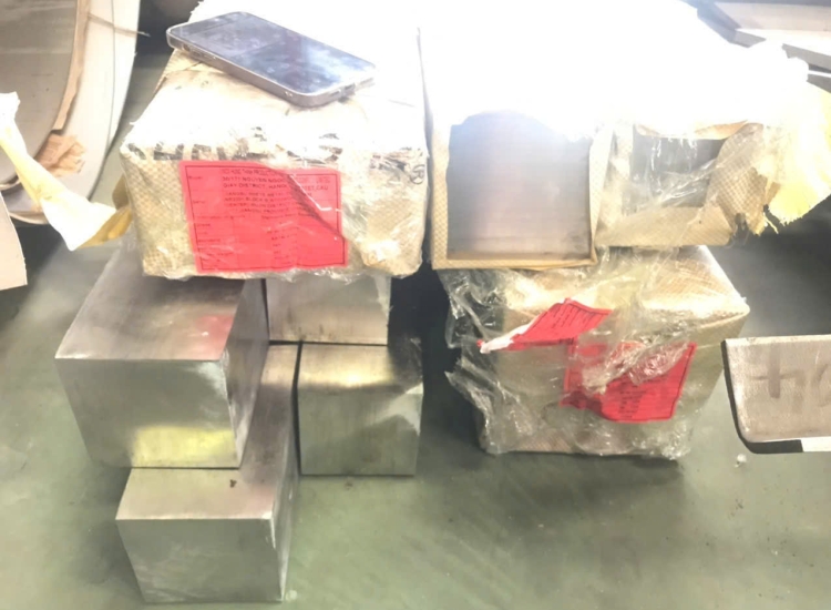 THANH LÁP VUÔNG ĐẶC INOX 304|316 - 140x140|Stainless Steel Square Bar 140 x 140 - 304|316