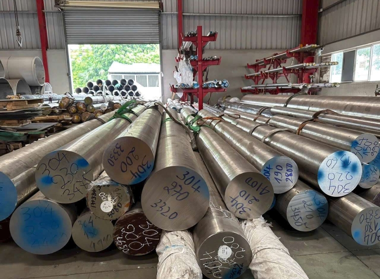 CẮT LẺ LÁP TRÒN ĐẶC, VUÔNG ĐẶC, LỤC GIÁC INOX 304/316/310S – SỰ LỰA CHỌN LINH HOẠT TỪ INOX PHÚ GIANG NAM